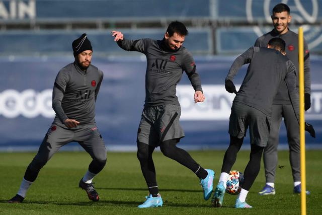 世界杯-意大利克菲律宾晋级 菲律宾3连败出局